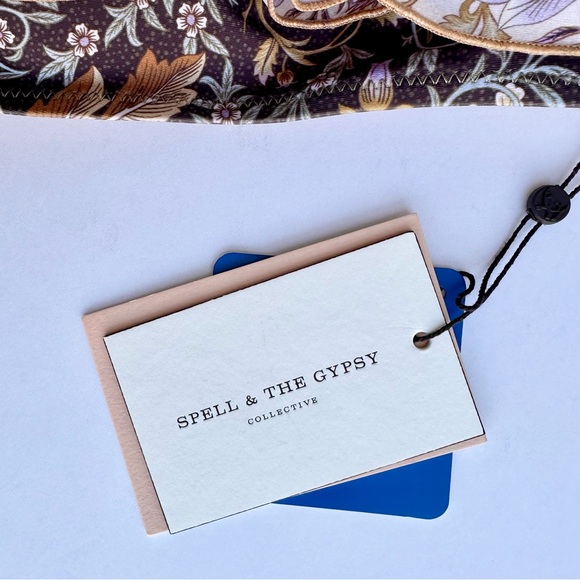 SPELL & the Gypsy Collective Oasis Frill Bandeau Top NWT - Picture 16 of 17